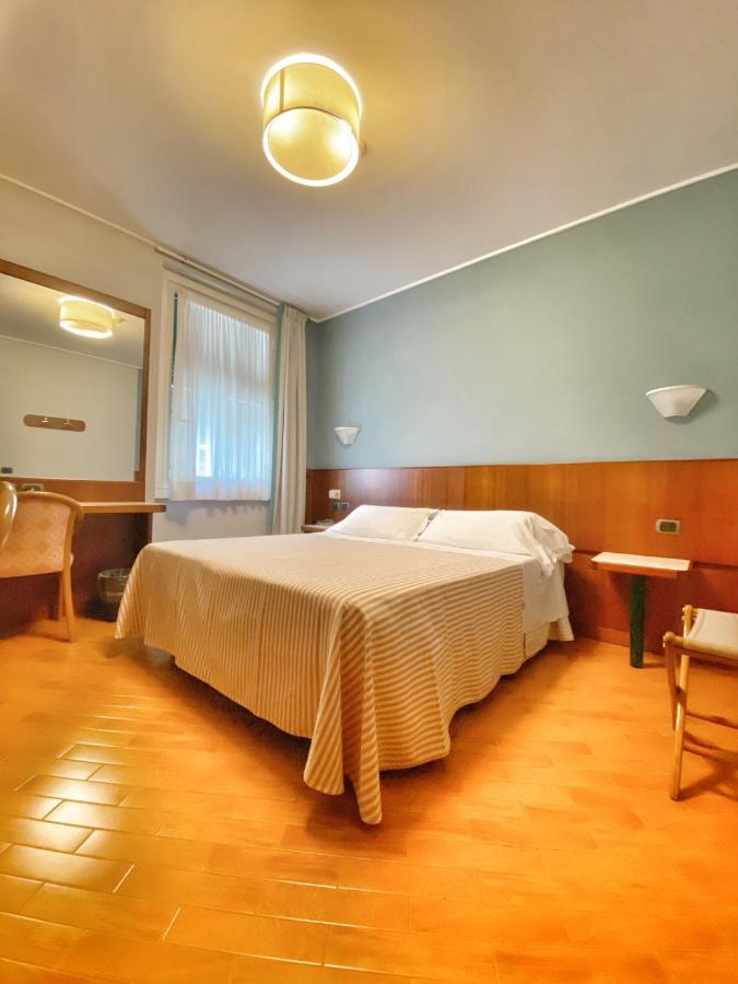 Hotel Regina Elena Dependance Santa Margherita Ligure Exterior foto
